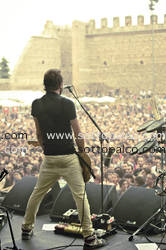 Foto concerto live dEUS 
 
A Perfect Day Festival 
Castello Scaligero 
Villafranca di Verona 
1 settembre 2012