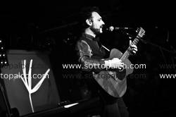 Foto concerto live PAOLO BENVEGNU' 
(openig Massimo Giangrande) 
 
Blackout  
Roma 04 gennaio 2013 
