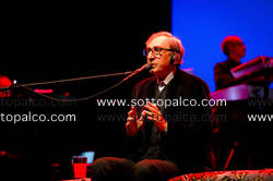 Foto concerto live FRANCO BATTIATO 
 
opening Giovanni Caccamo 
 
Auditorium della Conciliazione 
20/02/2013 Roma