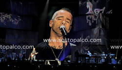 Foto concerto live EROS RAMAZZOTTI 
Tour Mondiale 2009 
Palalottomatica 
Roma 21 novembre 2009