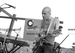 Foto concerto live GIOVANNI TRUPPI 
Rocksteria On The Rocks 
Montecastelli Pisano 7 Giugno 2014