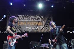 Foto concerto live PAOLO BENVEGNU' 
ITALIAWAVE Love Festival 2011 
MAIN STAGE 
17 luglio 2011 
Lecce