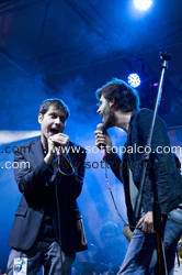 Foto concerto live MASOKO 
DENTE 
 
SUPERSANTOS 
SAN LORENZO ESTATE 
Roma 8 giugno 2012