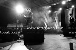 Foto concerto live DENTE 
 
SUPERSANTOS 
SAN LORENZO ESTATE 
Roma 8 giugno 2012